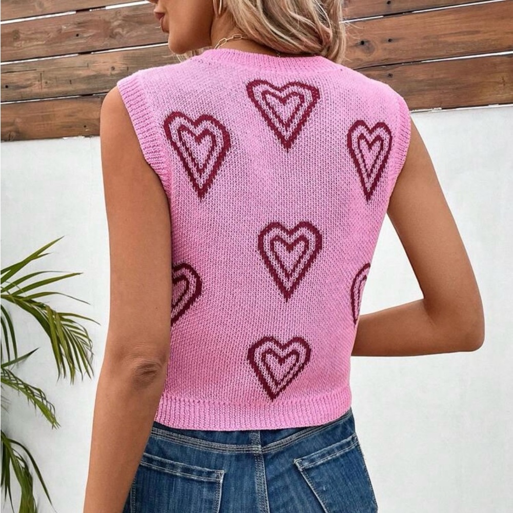 Pink Heart Patterned Sleeveless Top - Picture 2 of 2